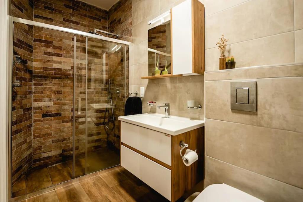 Апартаменты Luxurious & Stylish Penthouse With Private Pool Мсида Экстерьер фото